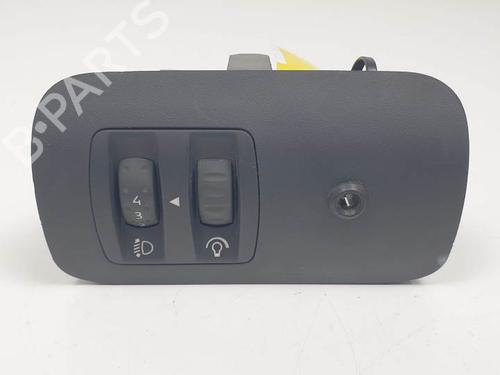 Used Headlight switch RENAULT MEGANE II (BM0/1_, CM0/1_) 1.6 16V (BM0C, CM0C) (113 hp) 25138153