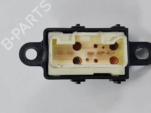 Right rear window switch MAZDA PREMACY (CP) 2.0 TD | BP7064225I28  - Image 5