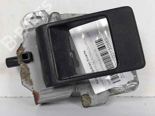 Used Front left interior door handle LAND ROVER FREELANDER I (L314) 1.8 16V 4x4 (117 hp) 6943793