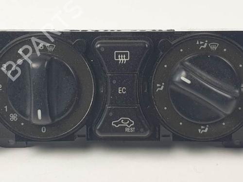 Used Climate control MERCEDES-BENZ CLK Convertible (A208) CLK 320 (208.465) (218 hp) 21391478