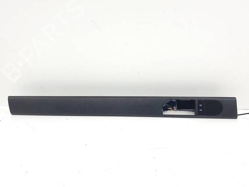 Maniglia interna posteriore sinistra VW TOUAREG (7LA, 7L6, 7L7) 2.5 R5 TDI (174 hp) 29850025