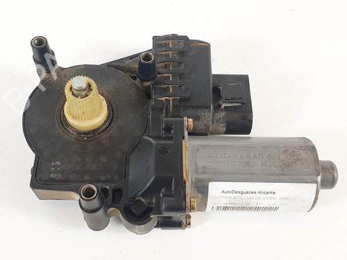 Used Right front window motor Right front window motor AUDI A4 B5 Avant (8D5) 1.8 (125 hp) 17540464 17540464