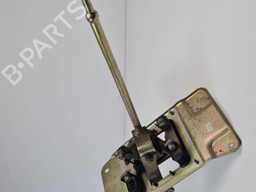 Levier de vitesses Levier de vitesses HYUNDAI H-1 / STAREX Bus (A1) 2.5 TD (80 hp) 34611125 34611125