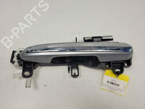 front-left-exterior-door-handle-toyota-rav-4-v-_a5_-_h5_-2018-34517500 main image