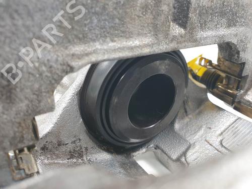 Right front brake caliper MAZDA 3 Hatchback (BP) 2.0 SKYACTIV-G M Hybrid | BP28061574M104  - Image 5