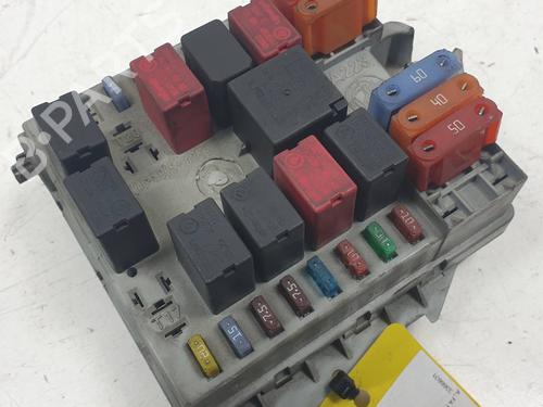 Used Fuse box Fuse box ALFA ROMEO GT (937_) 1.9 JTD (937CXN1B) (150 hp) 34513838 34513838