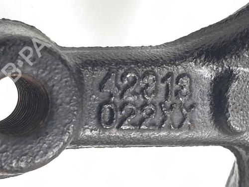 Right rear steering knuckle TOYOTA COROLLA Hatchback (_E21_, _EA1_, _EH1_) 1.8 Hybrid (ZWE211) | BP25403912M28 