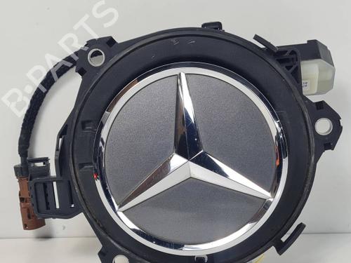 Used Tailgate handle Tailgate handle MERCEDES-BENZ GLC (X253) 220 d 4-matic (253.905, 253.903) (170 hp) 40175890 40175890