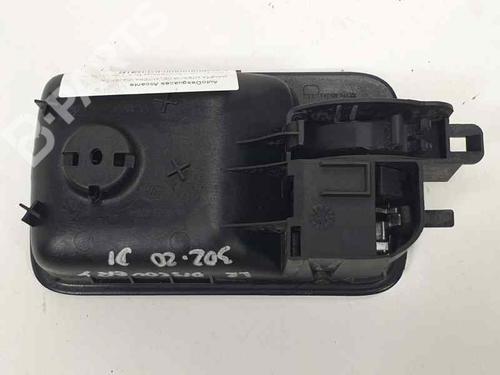 Front left interior door handle LAND ROVER DISCOVERY III (L319) 2.7 TD 4x4 | BP6847397I13 