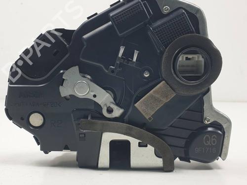 front-right-lock-toyota-land-cruiser-prado-_j15_-2009-34516006 main image