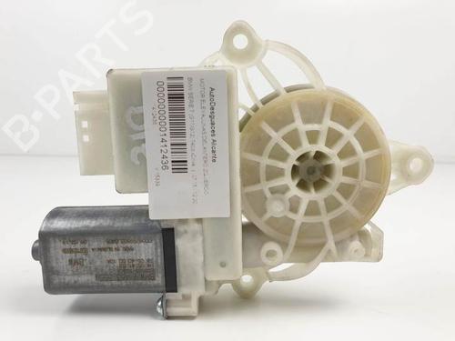 Used Left front window motor BMW 7 (G11, G12) 740 d, Ld xDrive (320 hp) 25138623