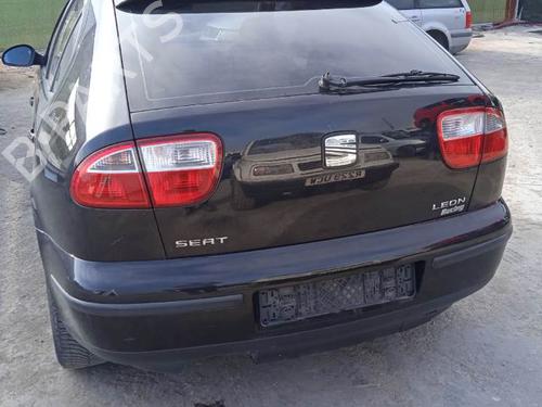 Right tailgate light SEAT LEON (1M1) 1.6 16 V | BP8236653C80 