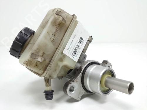 master-brake-opel-astra-h-a04-16-l48-32067271-2004-2005-2006-2007-2008-2009-2010-2011-2012-2013-2014-8338455 main image