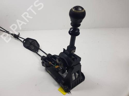 Palanca de cambios Palanca de cambios TOYOTA AVENSIS Saloon (_T27_) 2.2 D-4D (ADT271_, ADT271R) (150 hp) 37286885 37286885