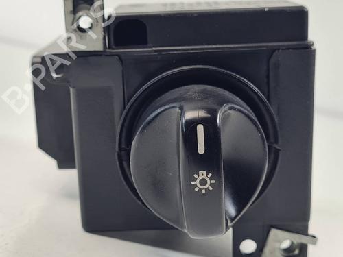 Used Headlight switch Headlight switch 37682346 37682346