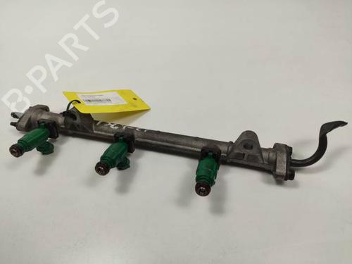 Used Injection rail HYUNDAI SANTA FÉ I (SM) 2.7 V6 4x4 (173 hp) 9589922