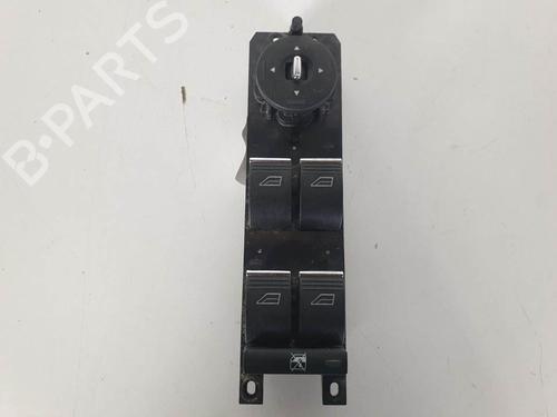 Used Left front window switch Left front window switch FORD FOCUS III 1.0 EcoBoost (125 hp) 12358165 12358165