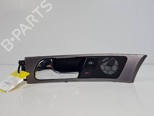 front-left-interior-door-handle-audi-a6-c5-4b2-4b4-1997-1998-1999-2000-2001-2002-2003-2004-2005-38980123 main image