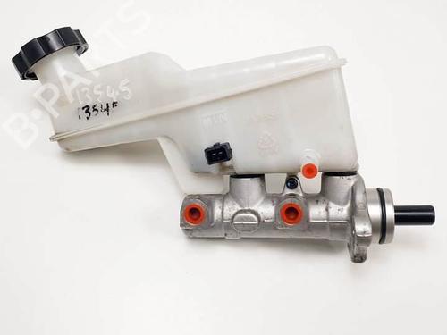 Used Brake master cylinder Brake master cylinder HYUNDAI ix35 (LM, EL, ELH) 1.7 CRDi (116 hp) 18889542 18889542