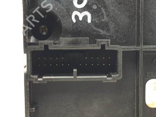 Switch LAND ROVER RANGE ROVER SPORT I (L320) 3.0 D 4x4 | BP27885777I30 