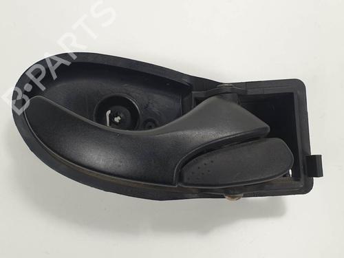 Used Front right interior door handle Front right interior door handle FORD TRANSIT Van (FA_ _) 2.4 DI (FAA_, FAB_, FAC_, FAD_) (90 hp) 6848047 6848047