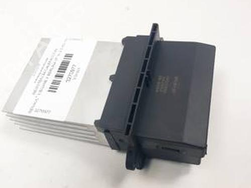 Used Heater resistor RENAULT MEGANE II (BM0/1_, CM0/1_) 2.0 dCi (BM1K, CM1K) (150 hp) 31033711