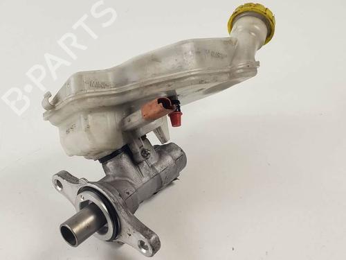 Used Brake master cylinder Brake master cylinder CITROËN C-ELYSEE (DD_) 1.5 BlueHDi 100 (102 hp) 12370006 12370006