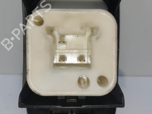 Right rear window switch MITSUBISHI PAJERO III (V7_W, V6_W) 3.2 Di-D (V68W) | BP9232443I28 