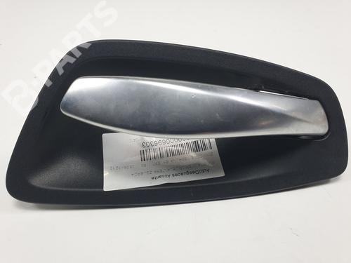 front-left-interior-door-handle-bmw-1-e87-116-d-696210101-2003-2004-2005-2006-2007-2008-2009-2010-2011-2012-2013-10963024 main image