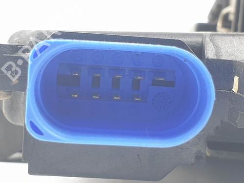  - Image 4