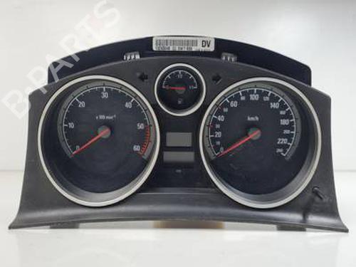 Used Instrument cluster OPEL ZAFIRA / ZAFIRA FAMILY B (A05) 1.9 CDTI (M75) (150 hp) 30763247