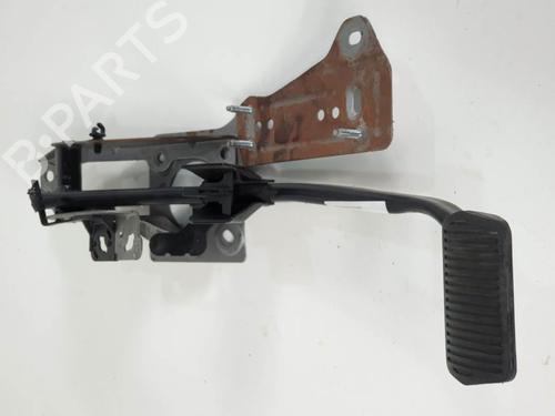 Used Break pedal Break pedal FORD KUGA I 2.0 TDCi 4x4 (163 hp) 8764117 8764117