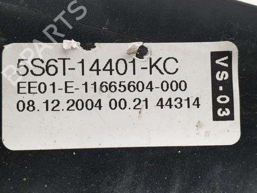 Fuse box FORD FIESTA V (JH_, JD_) 1.6 TDCi | BP6852557E1 