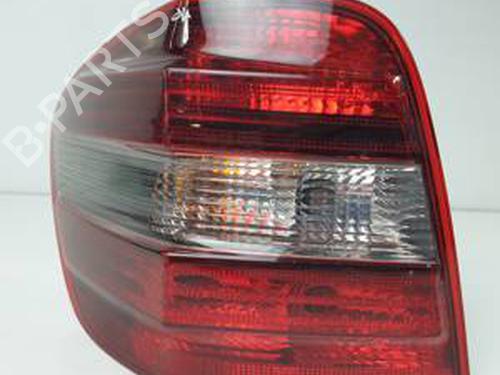 Used Left taillight MERCEDES-BENZ M-CLASS (W164) ML 320 CDI 4-matic (164.122) (224 hp) 30504098