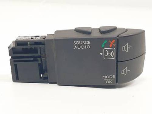 Used Switch DACIA DUSTER (HS_) 1.5 dCi (109 hp) 30633346