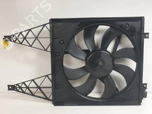 Køleventilator elektrisk SKODA ROOMSTER (5J7) 1.4 TDI (80 hp) 30450384