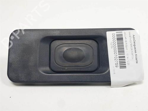Used Tailgate handle Tailgate handle JAGUAR XE (X760) 2.0 D (180 hp) 10727007 10727007