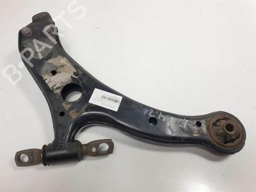 Querlenker links vorne für LEXUS RX (_U3_) 400h AWD (MHU38_) (211 hp) 9205413