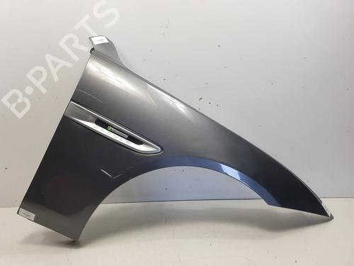 Used Right front fenders Right front fenders JAGUAR XE (X760) 2.0 D (180 hp) 35749420 35749420