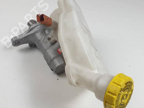 Used Brake master cylinder Brake master cylinder PEUGEOT 208 I (CA_, CC_) 1.2 PureTech 82 (82 hp) 29624564 29624564