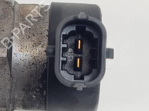 Injection rail CHRYSLER GRAND VOYAGER V (RT) 2.8 CRD | BP38588968M98 - Image 2
