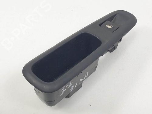 Used Right rear window switch Right rear window switch PEUGEOT 3008 II SUV (MC_, MR_, MJ_, M4_) [2016-2026] 13582193 13582193