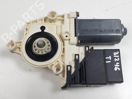 Used Left rear window motor Left rear window motor SEAT LEON (1M1) 1.9 TDI (110 hp) 28418627 28418627