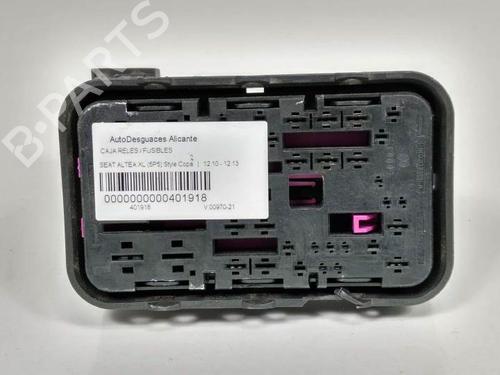 Used Fuse box SEAT ALTEA XL (5P5, 5P8) 2.0 TDI (140 hp) 8049434