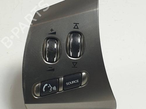 Used Steering wheel controls Steering wheel controls JAGUAR XF I (X250) 2.7 D (207 hp) 29875270 29875270