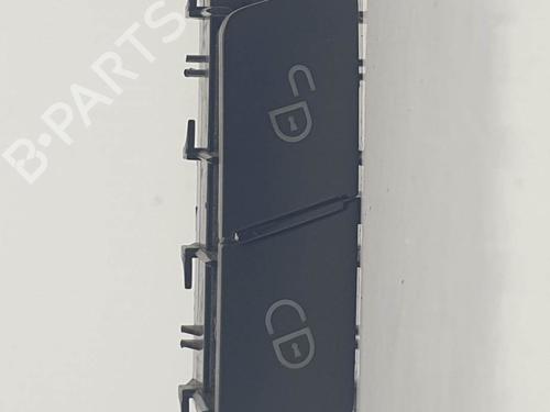 switch-mercedes-benz-c-class-coupe-c204-2011-25139371 main image