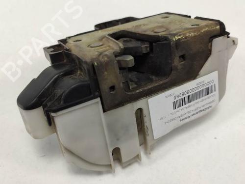 Used Front right lock VW GOLF III (1H1) 1.9 SDI (64 hp) 9826019