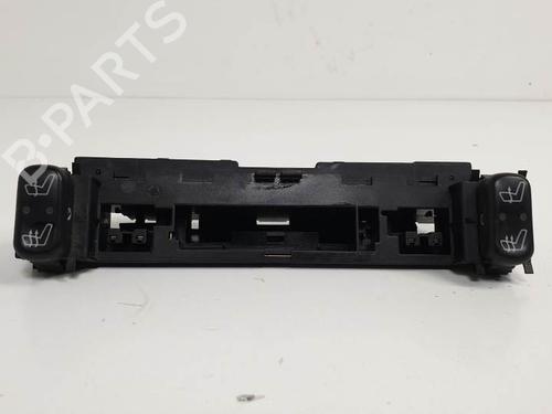 Used Switch MERCEDES-BENZ CLK Convertible (A208) CLK 200 (208.435) (136 hp) 6892976