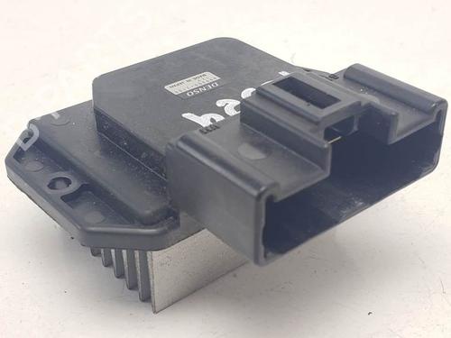 Used Heater resistor Heater resistor TOYOTA CELICA Coupe (_T23_) 1.8 16V VT-i (ZZT230_, ZZT230) (143 hp) 12369391 12369391