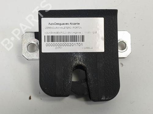 Used Tailgate lock VW POLO (9N_, 9A_) 1.4 FSI (86 hp) 6853441